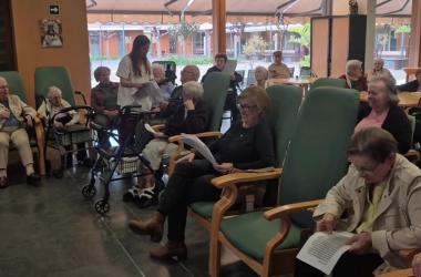 La Tasoc del Centro, Lorena García, es quien dinamiza estas sesiones.