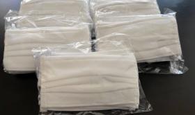 Pilukisonline regala 50 mascarillas de algodón a la Residencia San José